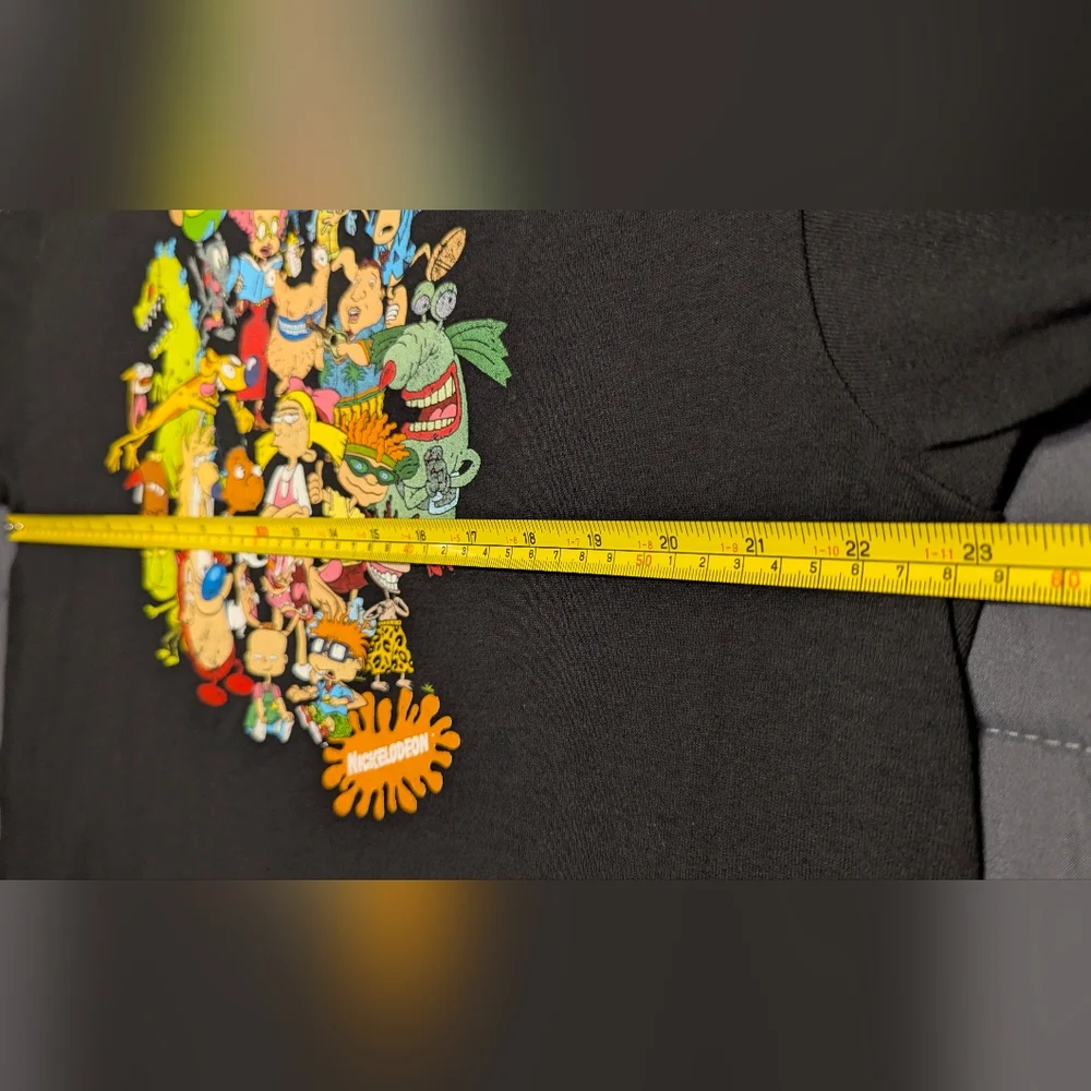 Nickelodeon Retro Black T-shirt Size Large With All The Characters From The 90s